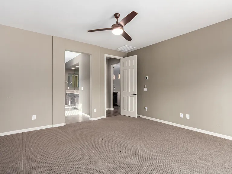 27025 N 69th Ln — Photo 11