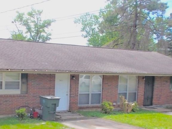 4th image of 6423 Basswood Ln #7830