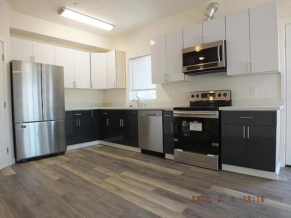 4th image of 12544 15th Ave NE #304