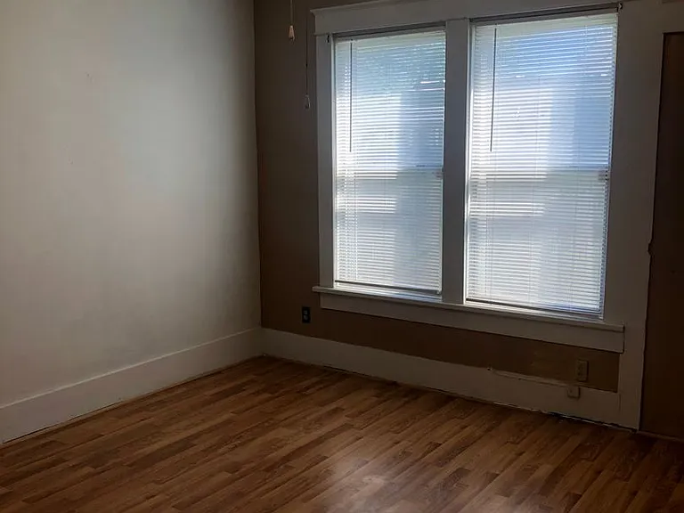 619 Poplar St — Photo 10
