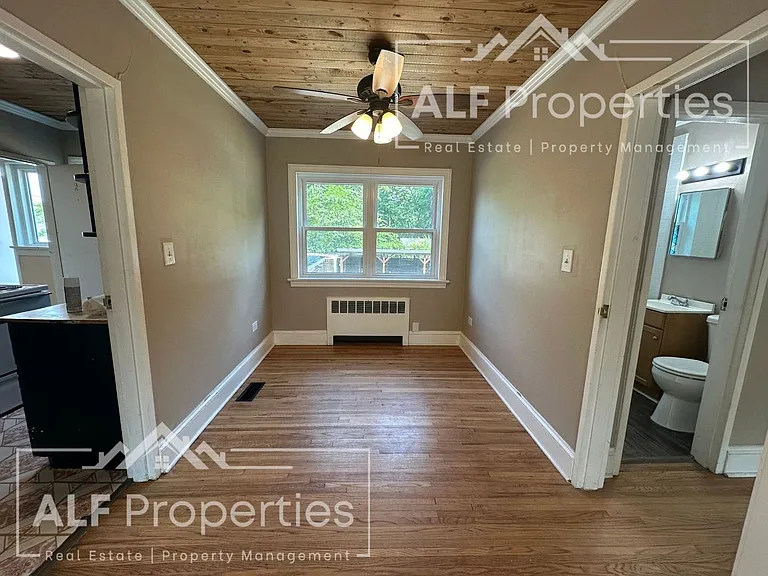 1301 S 10th St #2 — Photo 26