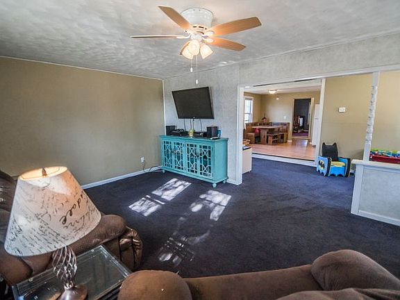 3rd image of 301 Lincoln Ave