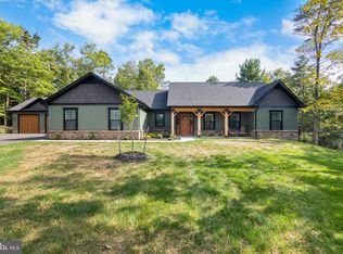 747 Butts Mill Rd, Hedgesville, WV 25427