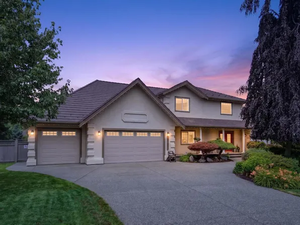 18055 98th Ave, Surrey, BC V4N 4V5