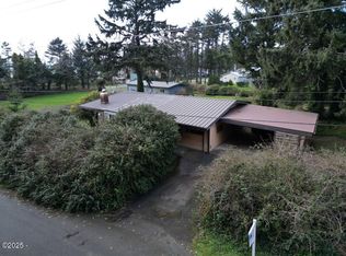 97 NE Starr Creek Dr, Yachats, OR