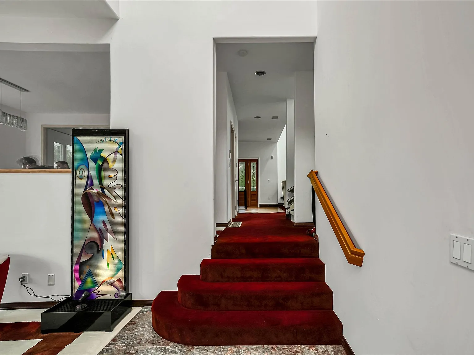 4 bed, 4.5 bath, 4260 sqft, $7,000 — Photo 3