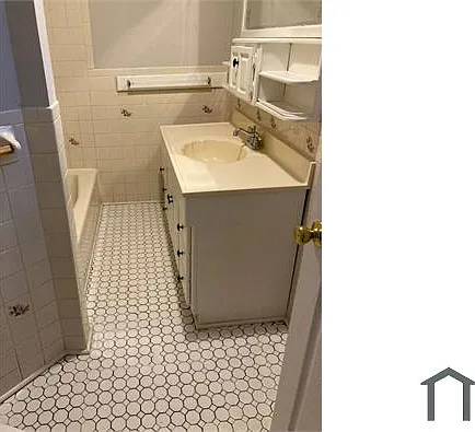 3 bed, $1,900 — Photo 2