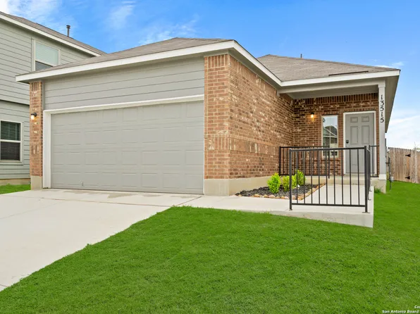 13515 Eden Way, St Hedwig, TX 78152