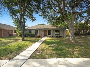 1542 Sunswept Ter, Lewisville, TX 75077