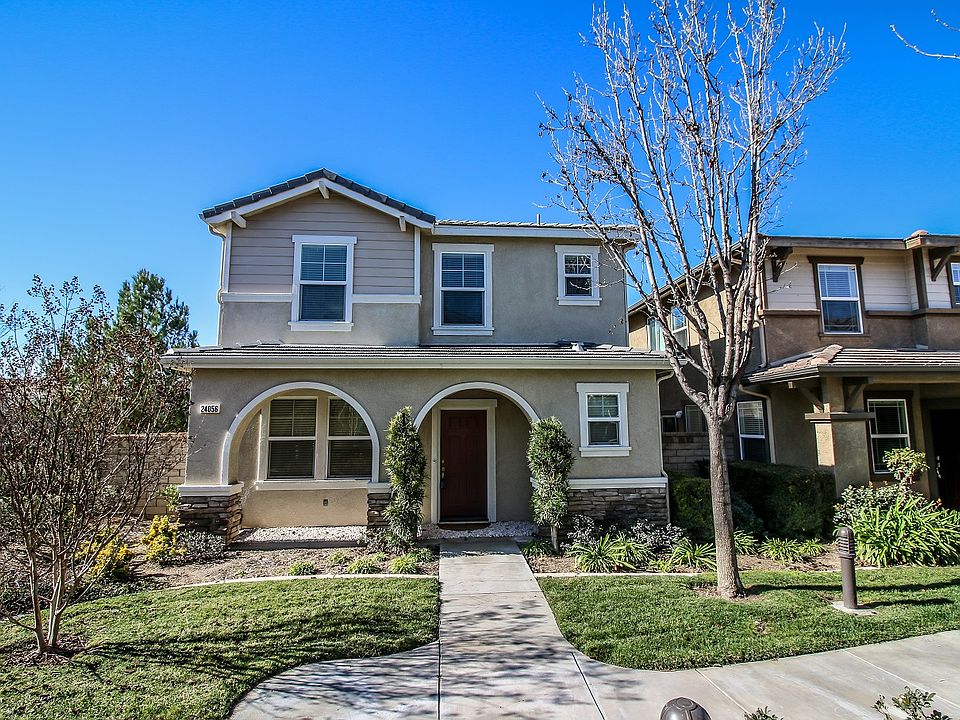 1st image of 24056 Whitewater Dr