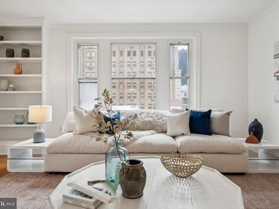 250 S 17th St APT 501, Philadelphia, PA, 19103