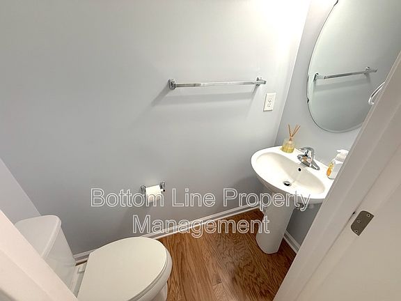 5th image of 7562 Red Mulberry Way