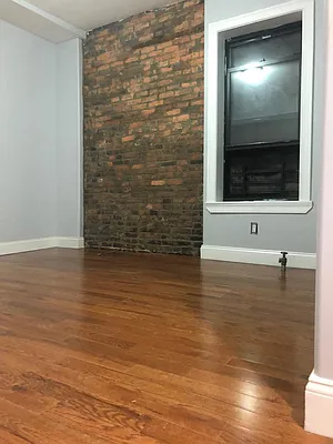 Rented by Elite NY Holdings | media 15