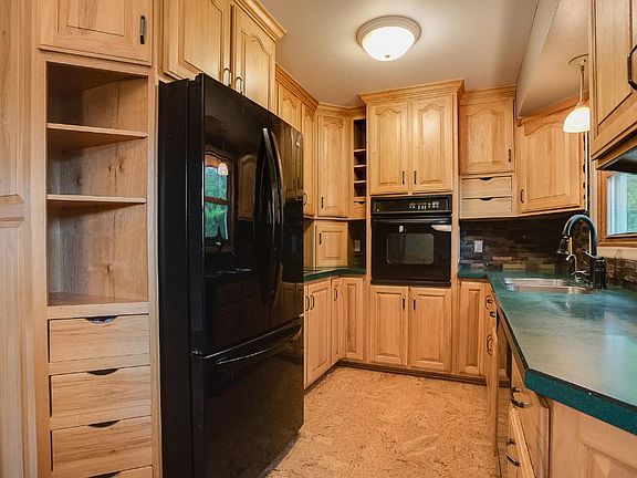 2nd image of 2409 W 139th St
