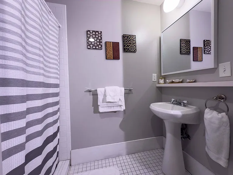 130 Krog St NE — Photo 16