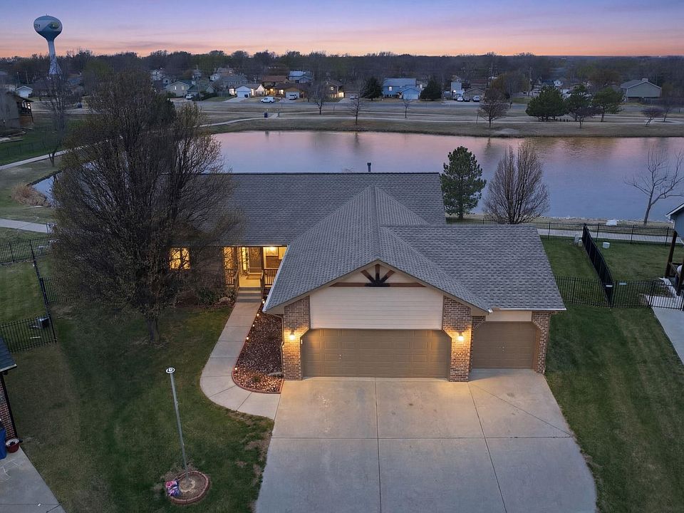 1st image of 6465 N Upchurch Cir