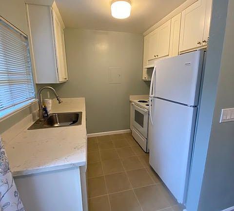 2nd image of 55 N Abel St #4