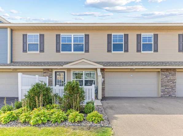 8042 Abercrombie Ln, Woodbury, MN 55129