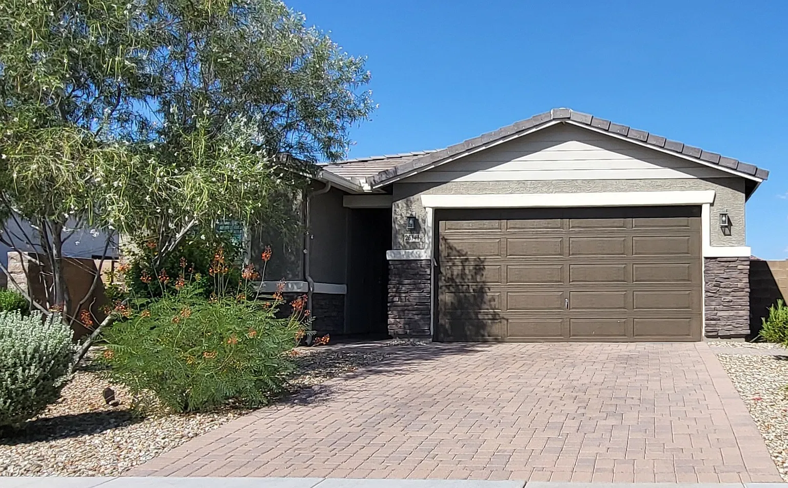 3 bed, 1588 sqft, $2,295 — Photo 1