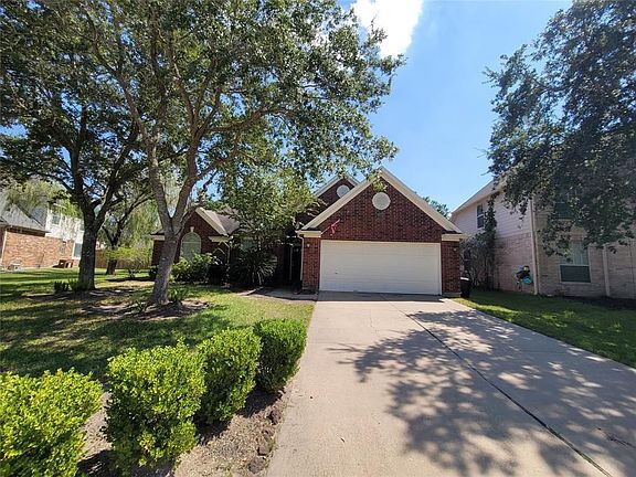2nd image of 8011 Aspen Ct