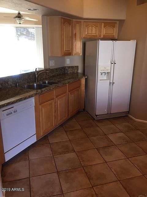 2nd image of 1747 E Northern Ave Unit 217