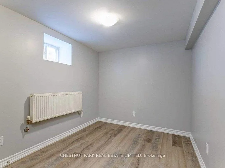 110 Livingstone Ave #LOWER — Photo 14