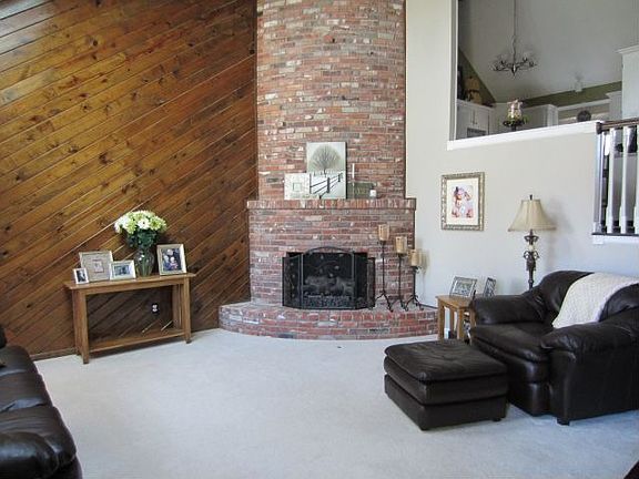 2 Story Fireplace in Family Room