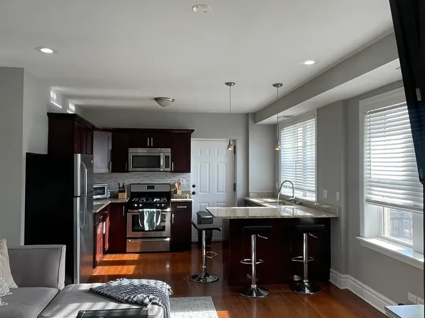 6309 N Albany Ave APT 2A, Chicago, IL 60659