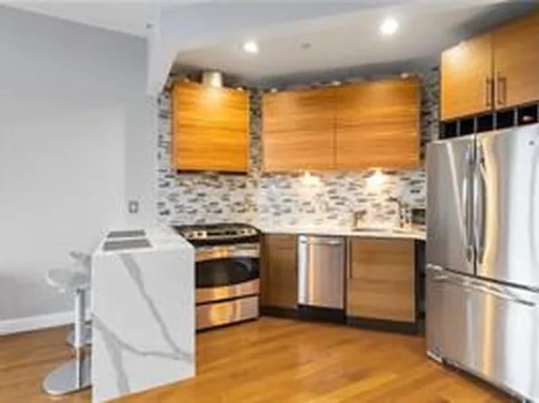 11-24 31st Avenue image 4 of 18