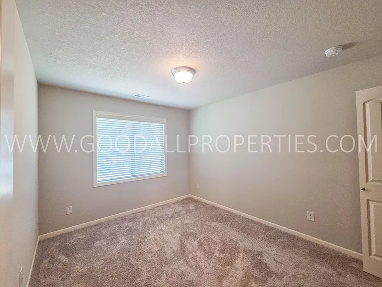 885 Northview Dr — Photo 10