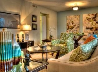 6221 N Hills Dr APT F, Raleigh, NC 27609