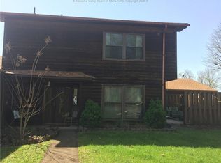 203 Powder Horn Rd, Charleston, WV 25314