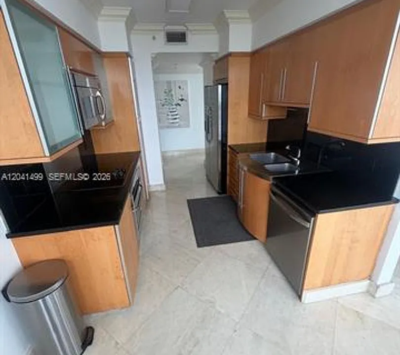 6365 Collins Avenue Cu #1707