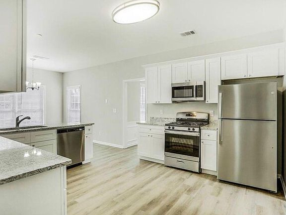 2nd image of 5575 Newberry Point Dr #1