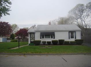 6 Rochambeau St, Fairhaven, MA 02719