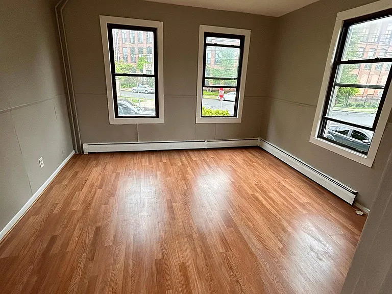 47 Orange St #1S — Photo 4