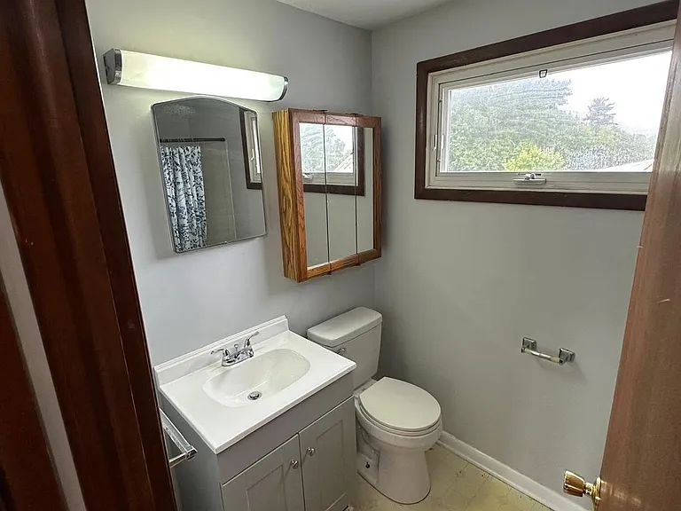 415 Northcliffe Rd #2 — Photo 3