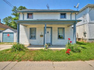 8 Pelham Rd, Saint Catharines, ON L2S 1P9