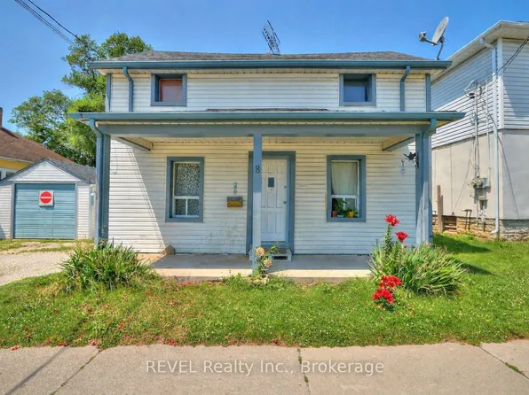 8 Pelham Rd, Saint Catharines, ON L2S 1P9