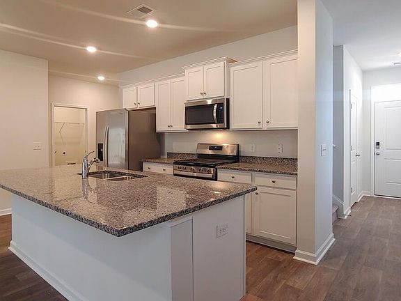 5th image of 177 Lagoona Dr