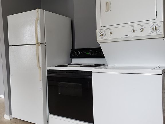 Kitchen / Laundry Area