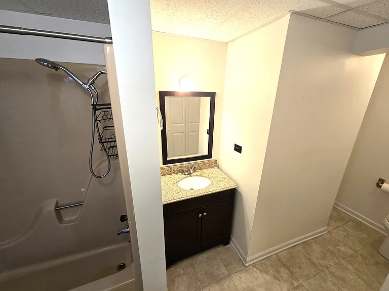basement full bathroom