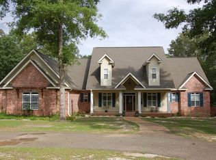 157 County Rd, Enterprise, AL 36330