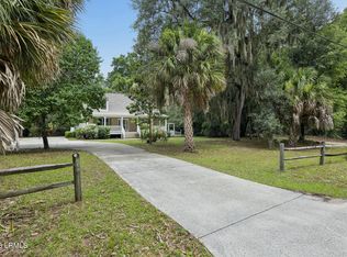 815 Sams Point Road, Beaufort, SC 29907