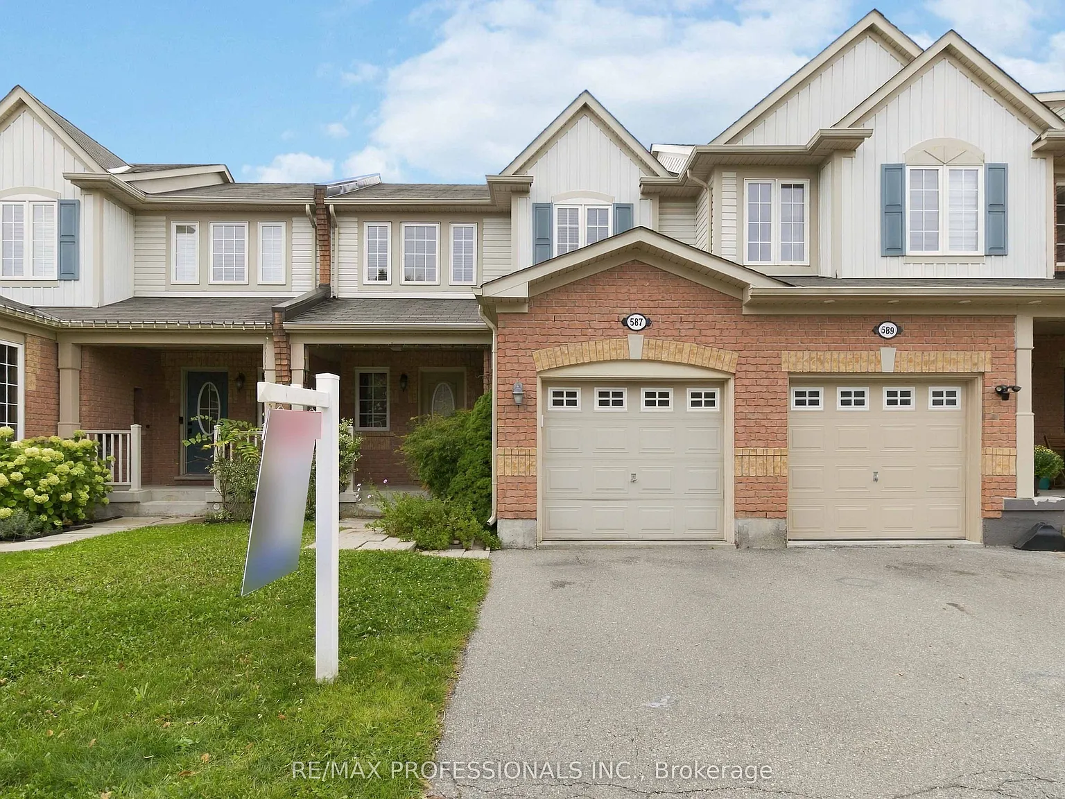 3 bed, $3,100 — Photo 2