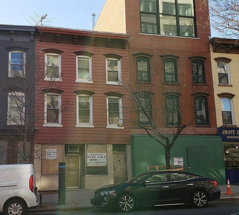 2nd image of 534 Court St