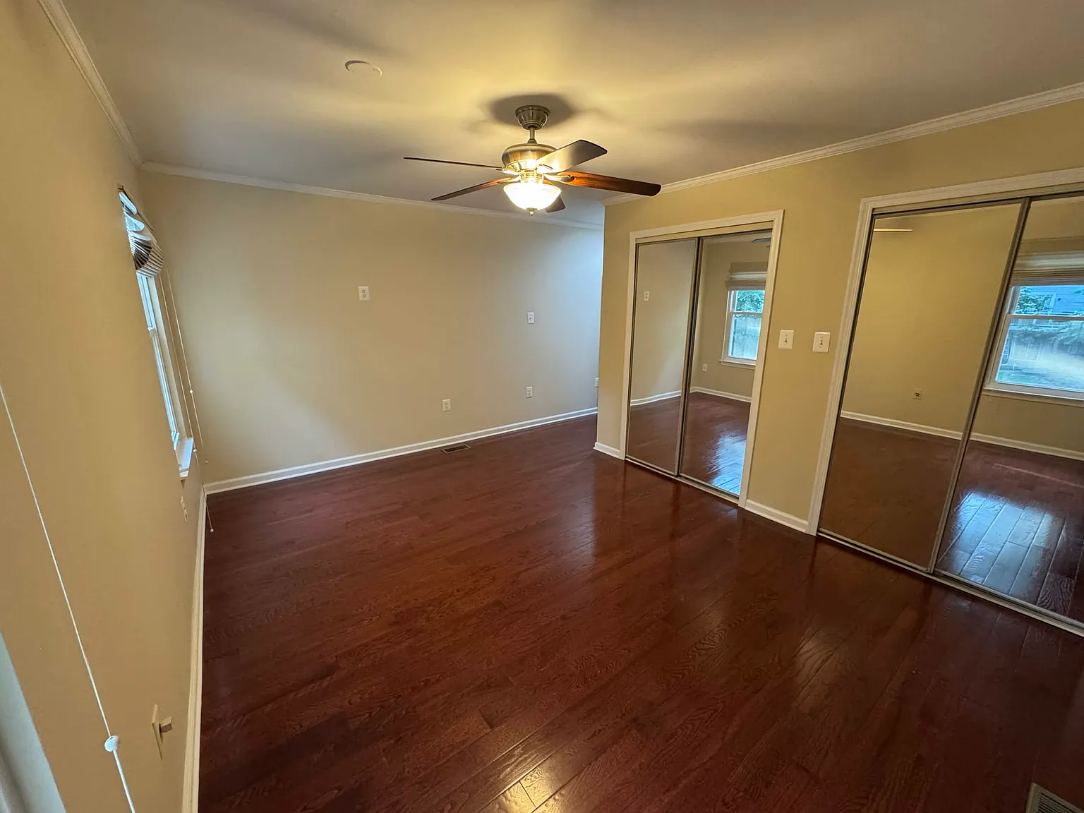 4 bed, 3.5 bath, 2084 sqft, $1,200 — Photo 2
