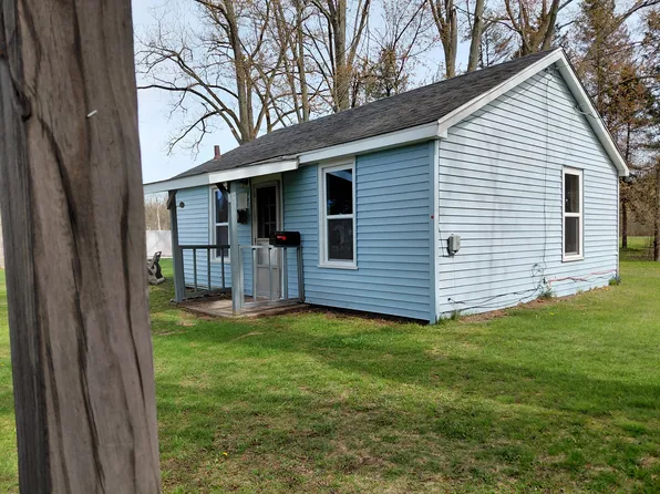 5157 Gratiot Ave, Saint Clair, MI 48079