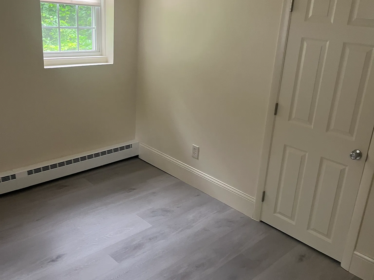 2 bed, 637 sqft, $2,100 — Photo 2