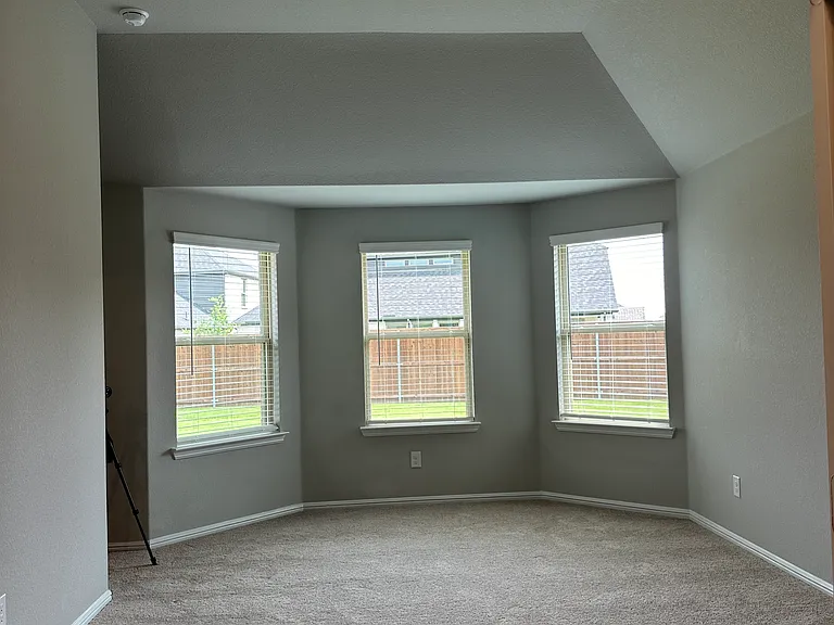 1416 Avalon Ct — Photo 23